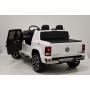   Rivertoys VolksWagen Amarok 4x4 P222PP white