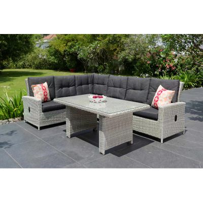    Azzura San Marino 0586-57-71 -      - "  "