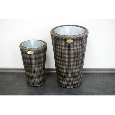    Azzura  299104 -      - "  "