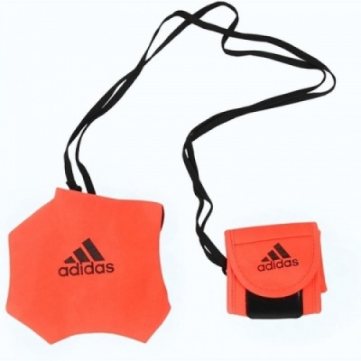  Adidas   -      - "  "